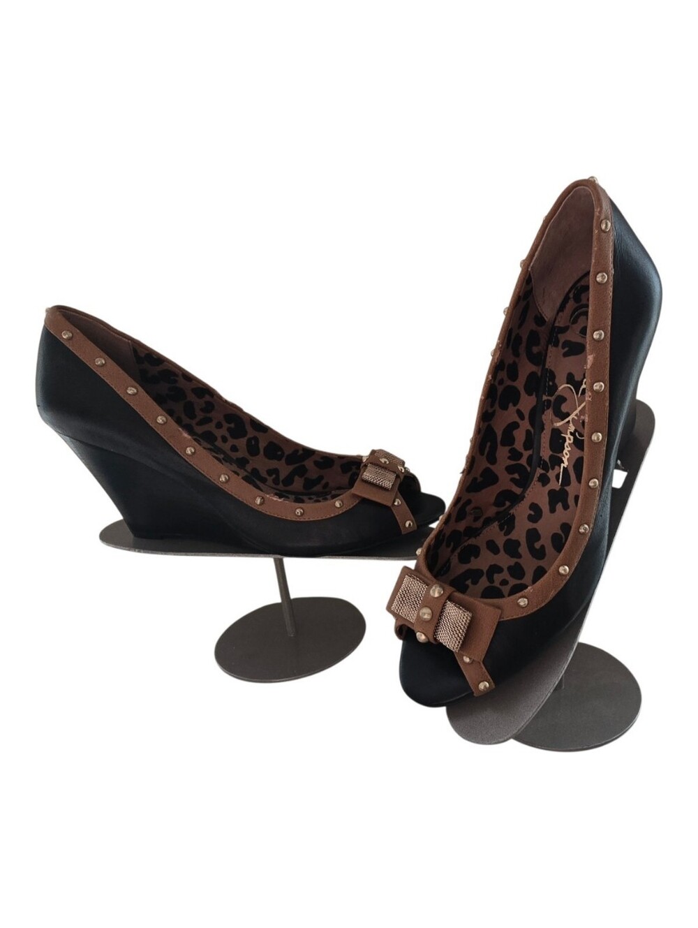 Like New Jessica Simpson Neeson Women’s Black Wedge Pump w/Brown Trim & Bow 7.5